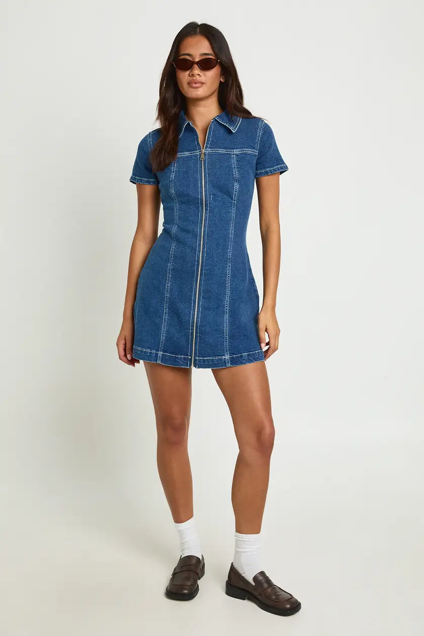 Short Sleeve Zip Front Denim Dress